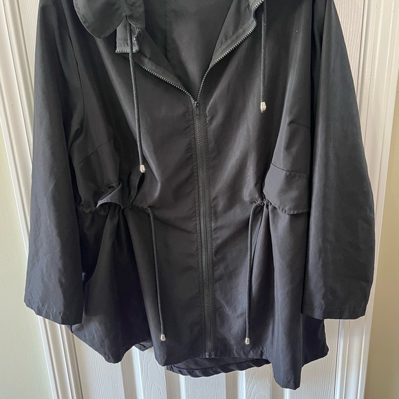 ➕ Shein Curve Light Weight Hooded Utility Jacket Size 2XL - Picture 5 of 8